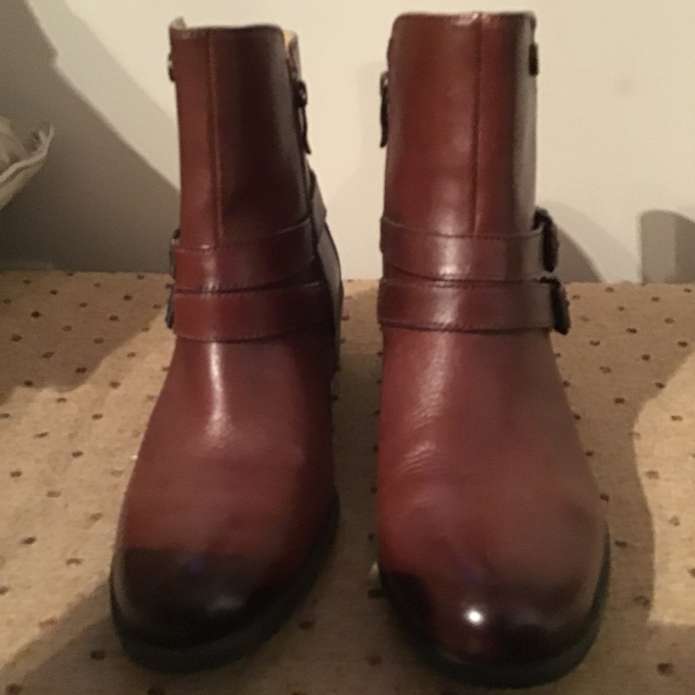 Booties - Picture 5 of 5